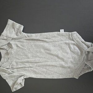 HONEST Gray Short Sleeve Baby Onesie